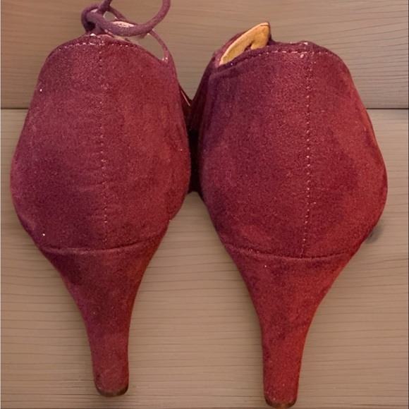 Naturalizer Burgundy Suede Lace-Up Heels – Size 6.5 (NEW Without Tags) - Picture 4 of 5